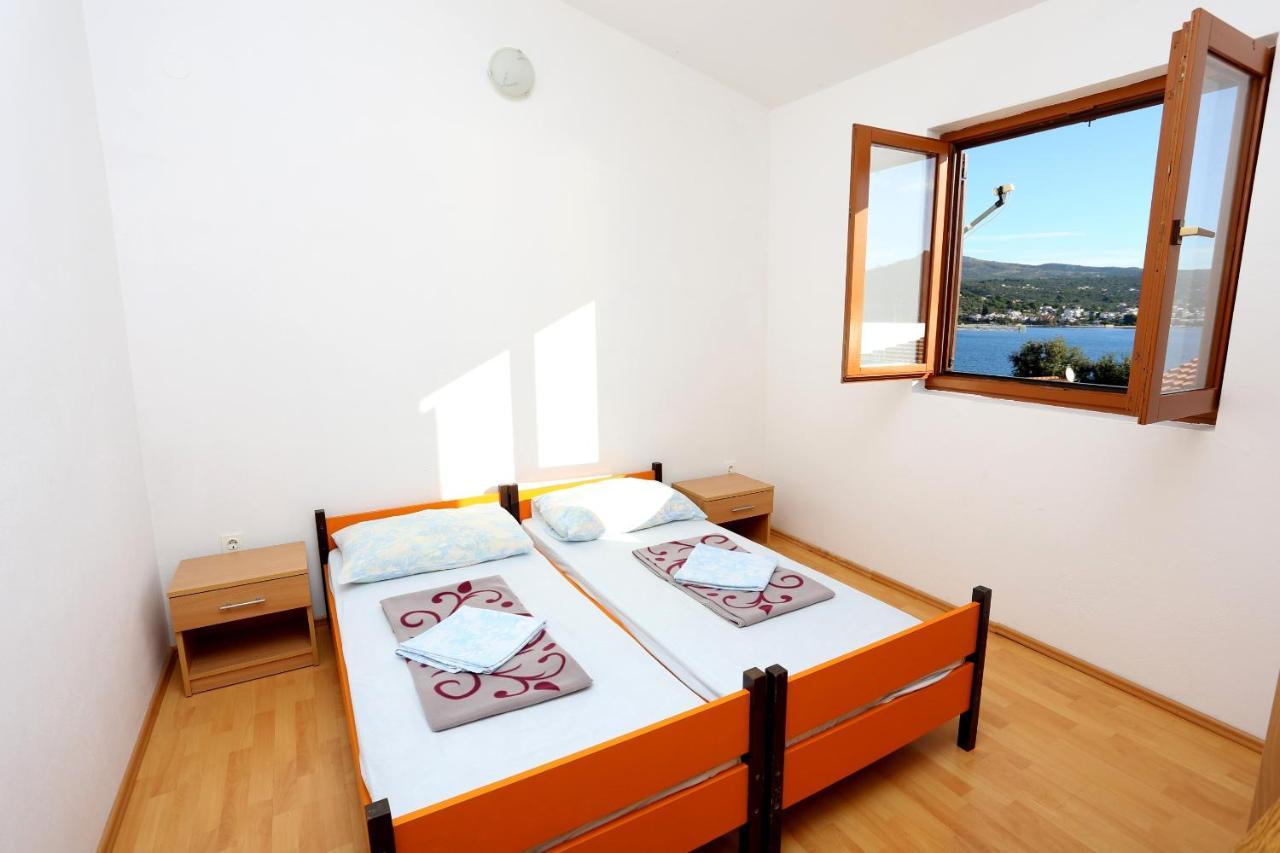 Apartments By The Sea Rogoznica - 10338 Zewnętrze zdjęcie